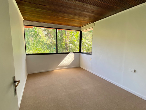 Arriendo Casa NO 4D en suite 4B 3E El Array&aacute;n - Lo Barnechea