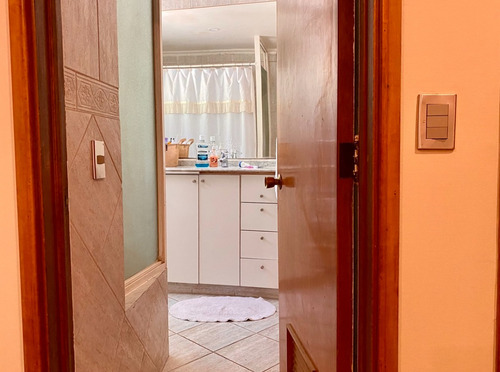 Arriendo Casa NO 5D en suite Walk-in cl&oacute;set 3B 2E 1B Sebasti&aacute;n Elcano - Las Condes