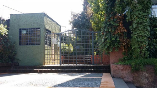 Venta Departamento NP 2D 1B 1E 1B Antigua Lo Barnechea - Lo Barnechea