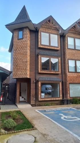 Arriendo Casa 3D en suite 3B 1E 1B Centro de Puerto Varas - Puerto Varas