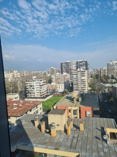 Venta Oficina 2B 1E 1B Los Leones - Providencia