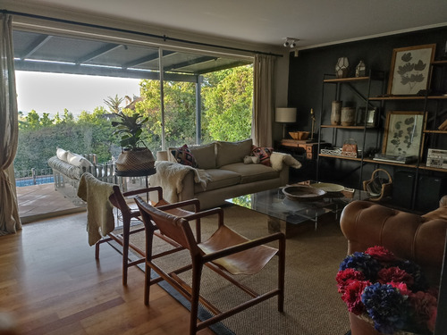 Venta Casa 5D en suite Walk-in cl&oacute;set 4B 4E 1B El Huinganal - Lo Barnechea