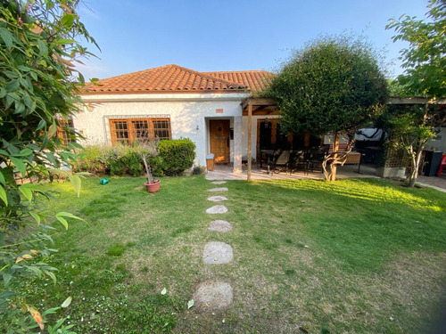 Arriendo Casa N 5D en suite 4B 2E 1B Metro Bilbao - Providencia