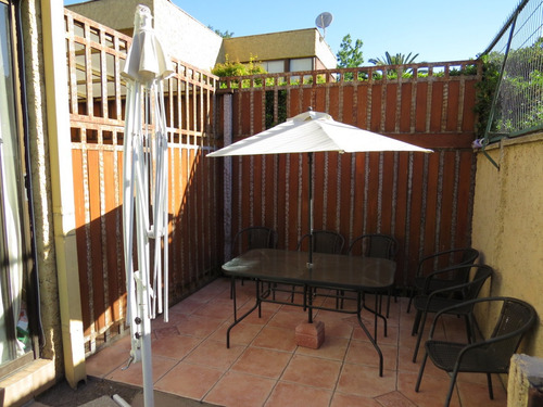 Arriendo Casa NP 4D en suite Walk-in cl&oacute;set 4B 2E 1B Carlos Ossand&oacute;n - La Reina