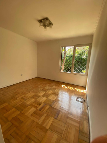 Arriendo Casa 4D 3B 2E 1B Troncos Viejos - La Reina