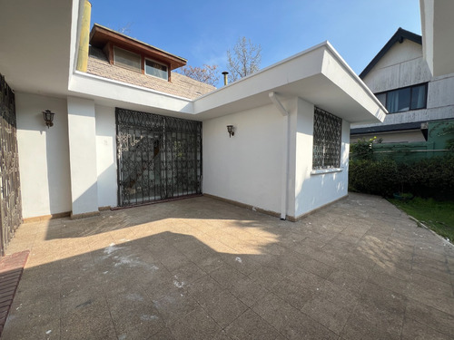 Arriendo Casa 5D en suite 3B 2E Parque Bicentenario - Vitacura