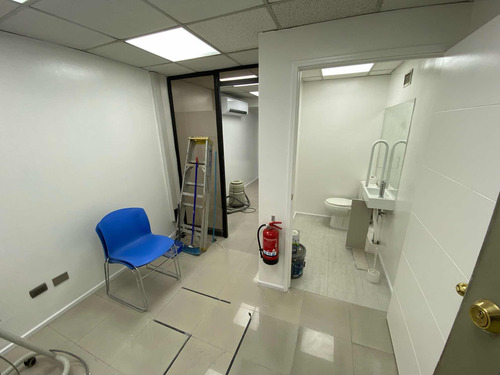 Arriendo Oficina 1B Pedro de Valdivia - Providencia