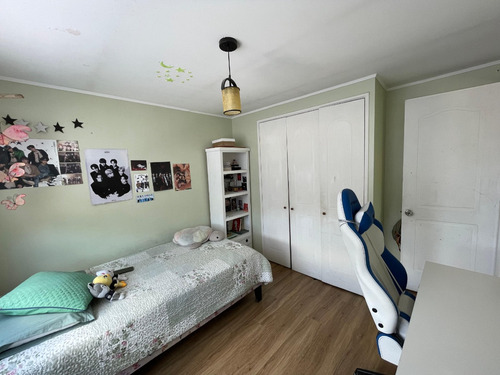 Venta Casa N 4D en suite 2B 1E 1B  - Colina