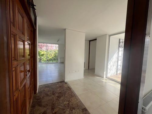 Arriendo Casa 5D en suite 3B 2E Parque Bicentenario - Vitacura