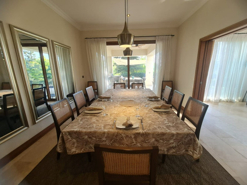 Venta Casa N 5D en suite Walk-in cl&oacute;set 5B 3E 2B San Carlos de Apoquindo - Las Condes