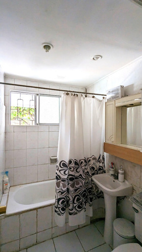 Venta Casa NO 4D 2B 2E 1B Rotonda Atenas - Las Condes