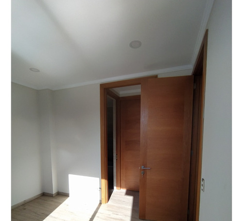 Arriendo Casa NO 4D en suite Walk-in cl&oacute;set 5B 4E 1B Chicureo - Colina