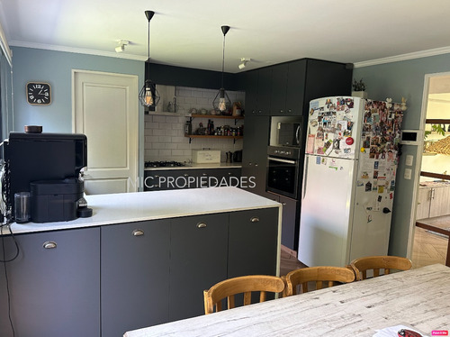 Venta Casa N 4D en suite Walk-in cl&oacute;set 2B 2E 1B La Llaver&iacute;a - Vitacura