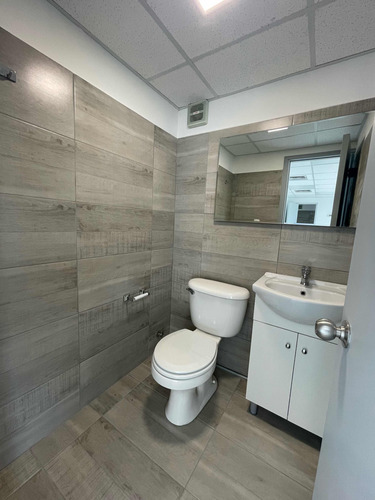 Arriendo Oficina N 2B 1E Los Leones - Providencia