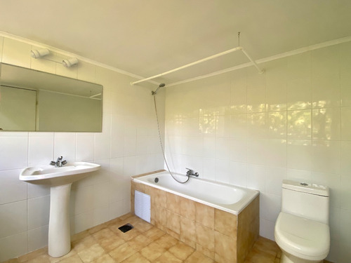 Arriendo Casa NO 4D en suite 4B 3E El Array&aacute;n - Lo Barnechea