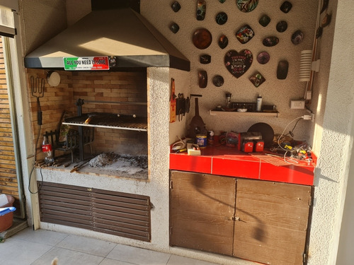 Venta Casa NO 3D en suite Walk-in cl&oacute;set 3B 4E 2B Chicureo - Colina