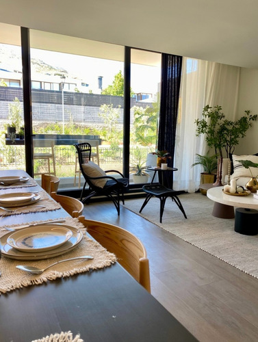 Venta Casa NO 4D en suite Walk-in cl&oacute;set 4B 2E 1B Los Dominicos - Las Condes