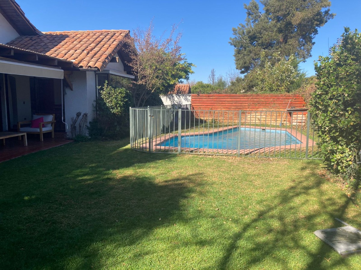 Arriendo Casa NP 4D 4B 2E La Dehesa - Lo Barnechea