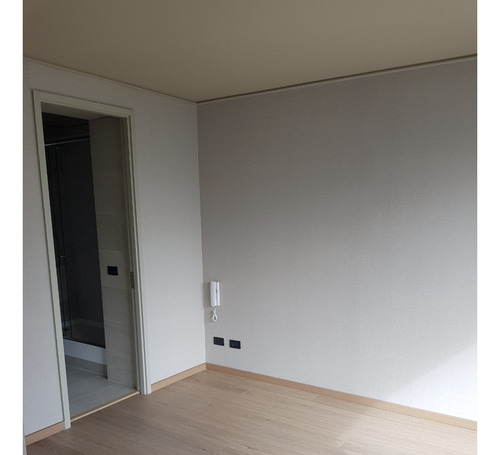 Arriendo Departamento N 2D en suite Walk-in cl&oacute;set 2B 1E 1B Metro Bilbao - Providencia