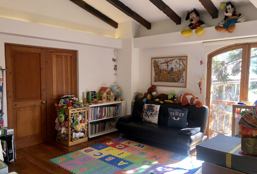 Venta Casa NOSP 5D en suite Walk-in cl&oacute;set 3B 10E 1B El Array&aacute;n - Lo Barnechea