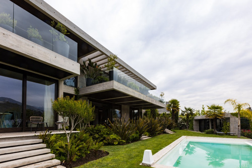 Venta Casa NO 3D en suite Walk-in cl&oacute;set 4B 8E 1B La Dehesa - Lo Barnechea