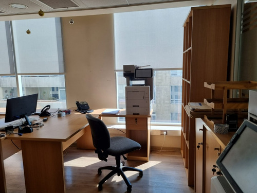 Venta Oficina NO 3B 3E Pedro de Valdivia - Providencia