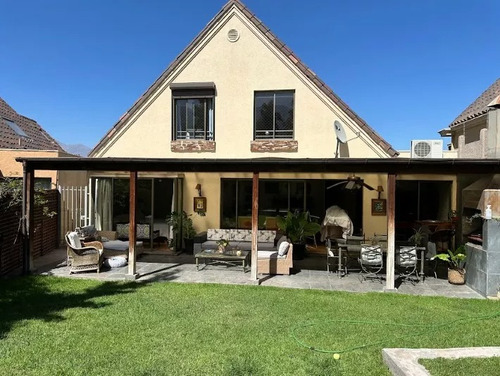 Venta Casa 5D en suite Walk-in cl&oacute;set 4B 3E 1B La Dehesa - Lo Barnechea