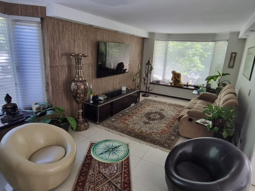 Venta Casa NO 5D en suite Walk-in cl&oacute;set 6B 3E 2B La Dehesa - Lo Barnechea