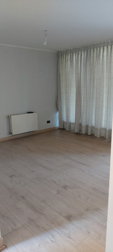 Venta Casa 4D 4B 2E Chicureo - Colina