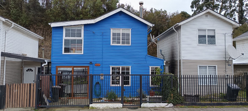 Venta Casa NO 3D Walk-in cl&oacute;set 1B 1E 1B Puerto Chico - Puerto Varas