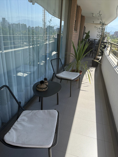 Venta Departamento O 4D en suite 3B 2E 1B Parque Bicentenario - Vitacura