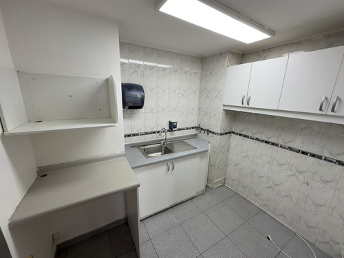 Venta Oficina 1B Pedro de Valdivia - Providencia