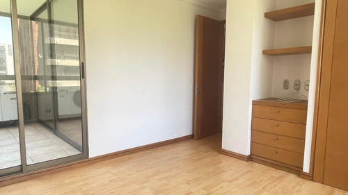 Arriendo Departamento SO 2D 1B 1E 1B Metro Escuela Militar - Las Condes