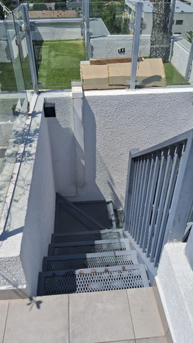 Venta Departamento NP 2D en suite 3B 2E 1B In&eacute;s de Su&aacute;rez - Providencia