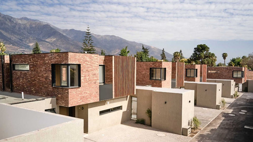 Venta Casa NOSP 4D en suite Walk-in cl&oacute;set 4B 3E 1B Carlos Ossand&oacute;n - La Reina