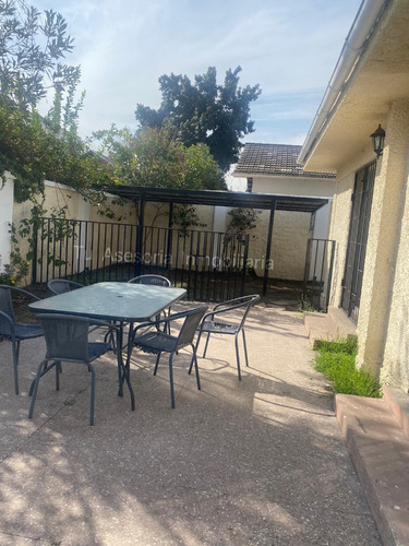 Arriendo Casa NO 3D 2B 4E 1B Metro Pr&iacute;ncipe de Gales - Country Club - La Reina