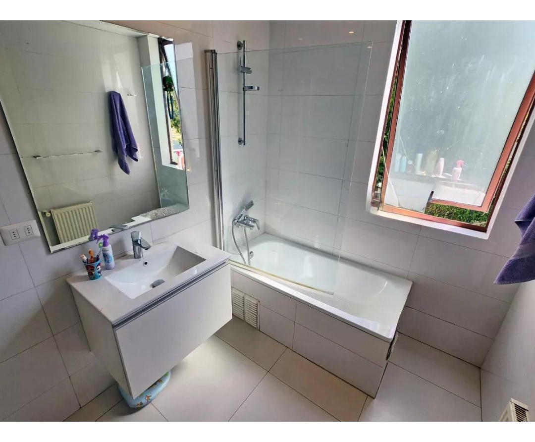 Venta Casa NP 4D en suite Walk-in cl&oacute;set 4B 2E Metro Manquehue - Apumanque - Las Condes