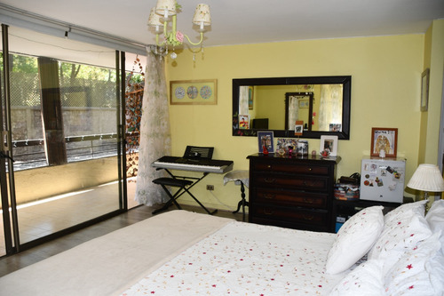 Venta Departamento O 4D en suite Walk-in cl&oacute;set 3B 1E 1B Estadio Manquehue - Vitacura