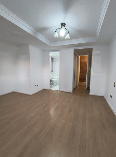 Venta Departamento NP 2D 2B 1E 1B Rotonda Atenas - Las Condes