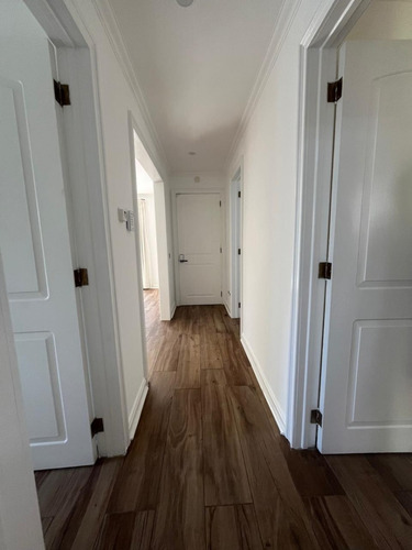 Arriendo Casa NO 2D 1B 2E Los Dominicos - Las Condes