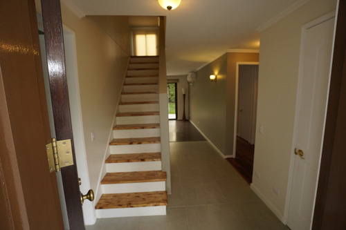 Venta Casa NOSP 4D en suite Walk-in cl&oacute;set 4B 2E 1B La Dehesa - Lo Barnechea