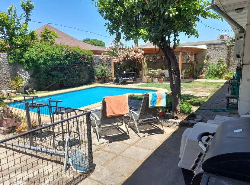 Venta Casa NO 5D 2B 3E 1Bd Sebasti&aacute;n Elcano - Las Condes