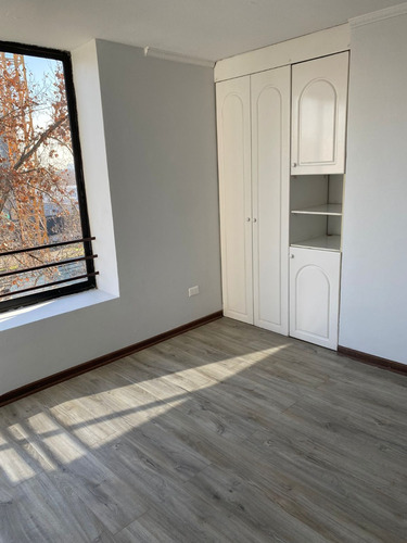 Arriendo Departamento P 3D en suite 2B 2E 1B Campus Oriente - Providencia