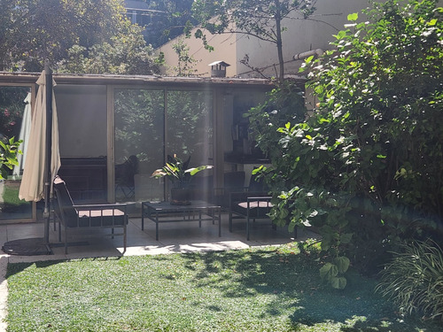 Venta Departamento 3D 2B 1E Barrio El Golf - Las Condes