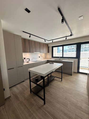 Venta Departamento SO 3D 3B 2E 1B Barrio El Golf - Las Condes