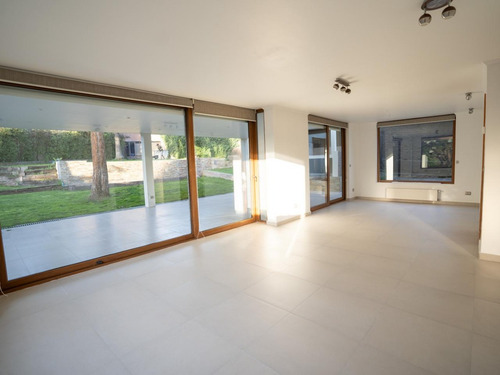 Arriendo Casa NO 4D en suite Walk-in cl&oacute;set 4B 2E 1B La Reina Alta - La Reina