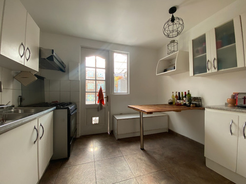 Venta Casa 4D 3B 1E Rotonda Atenas - Las Condes