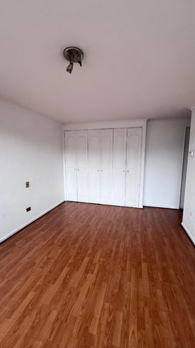Venta Departamento O 2D en suite 2B 1E 1B La Llaver&iacute;a - Vitacura
