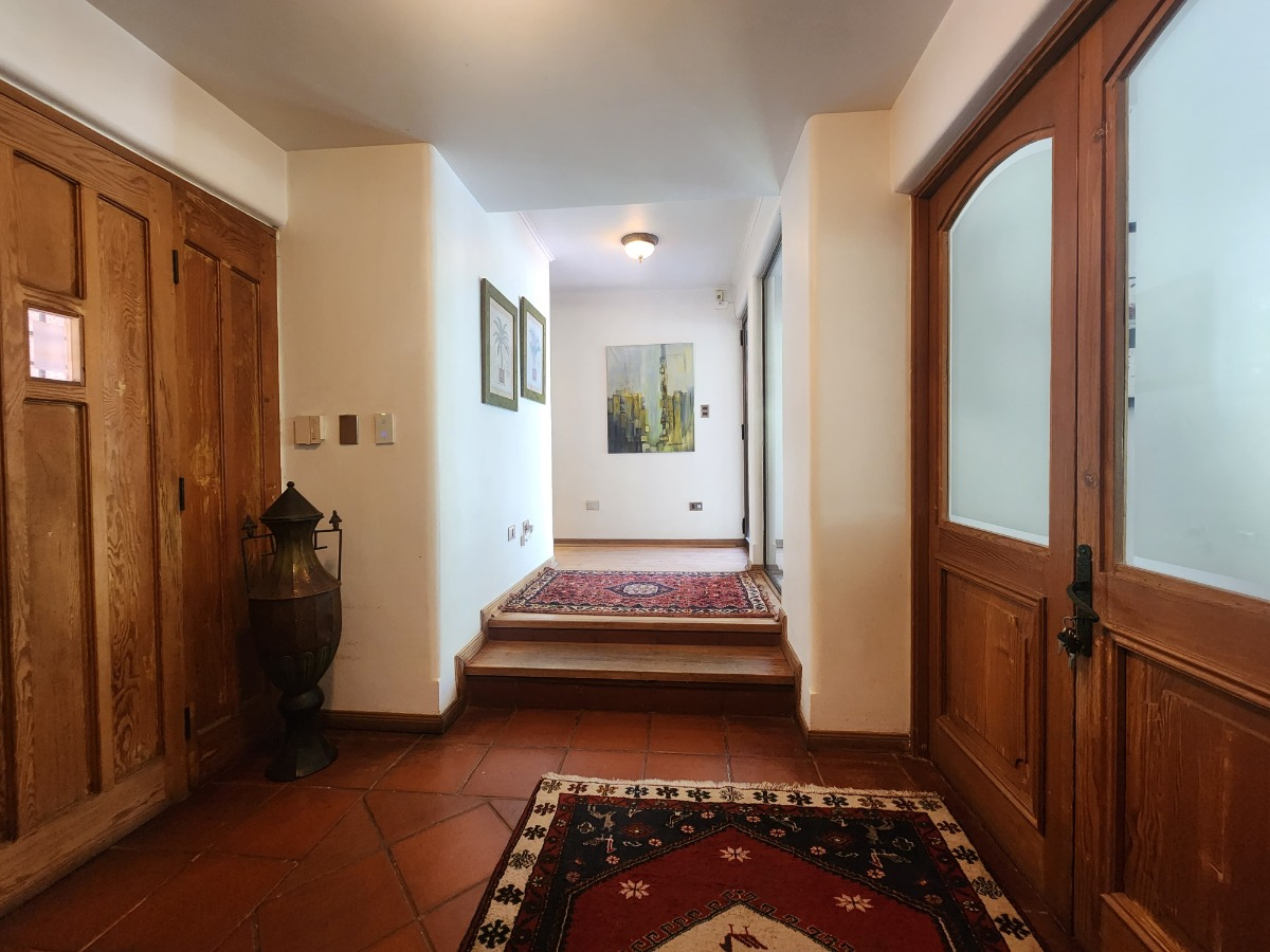 Venta Casa NO 6D en suite Walk-in cl&oacute;set 5B 6E 2Bd El Huinganal - Lo Barnechea