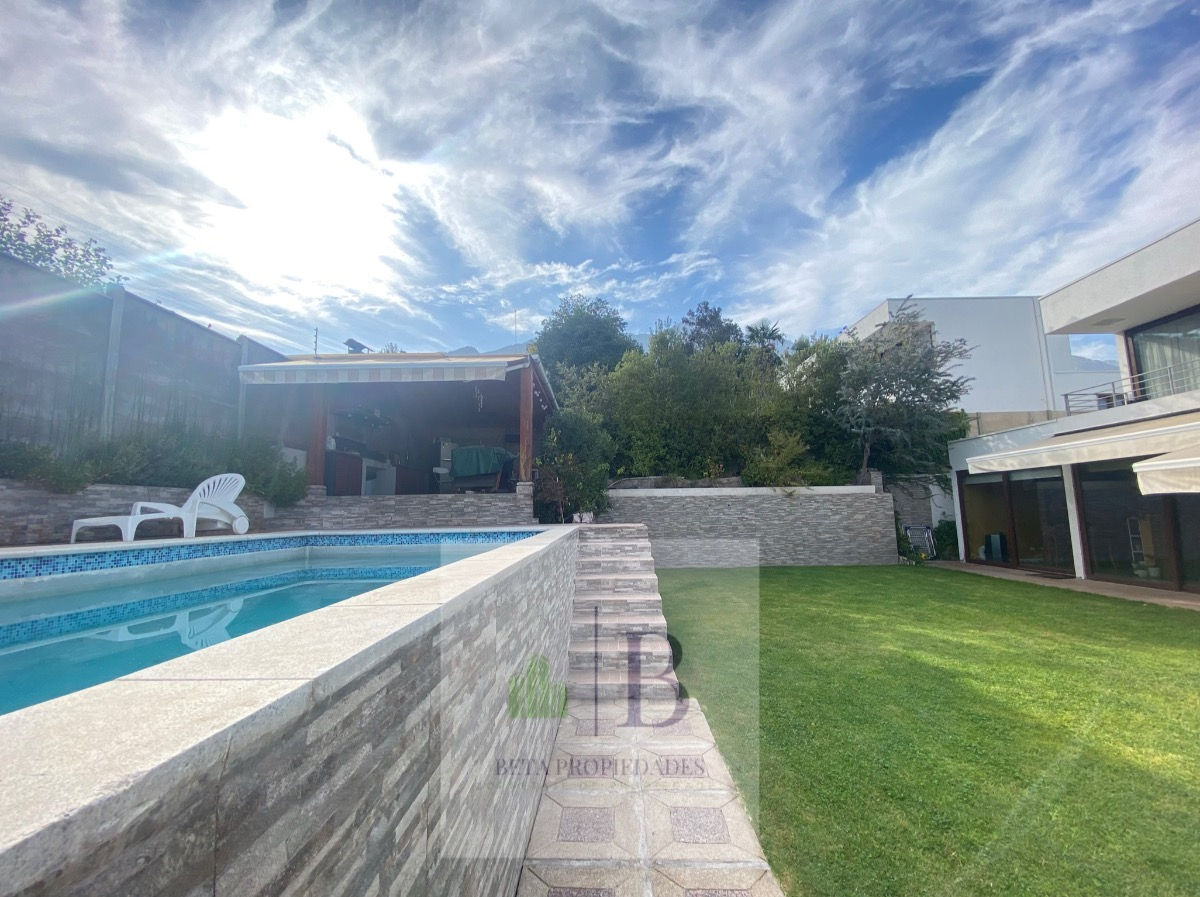 Venta Casa N 5D en suite Walk-in cl&oacute;set 3B 4E 1Bd La Reina Alta - La Reina